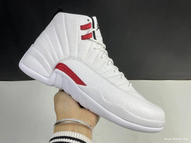 12 CT8013-106 Air Twist Jordan 0807